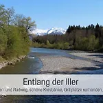 Κατάλυμα σε φάρμα Biohof Burger, 3 Sonnige Fewo, Alle Mit Balkon, Spielzimmer, Grillhuette, 7 Km Vor Oberstdorf